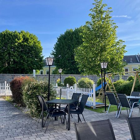 Lindenhof Ybbs Bed & Breakfast Ybbs an der Donau Eksteriør bilde